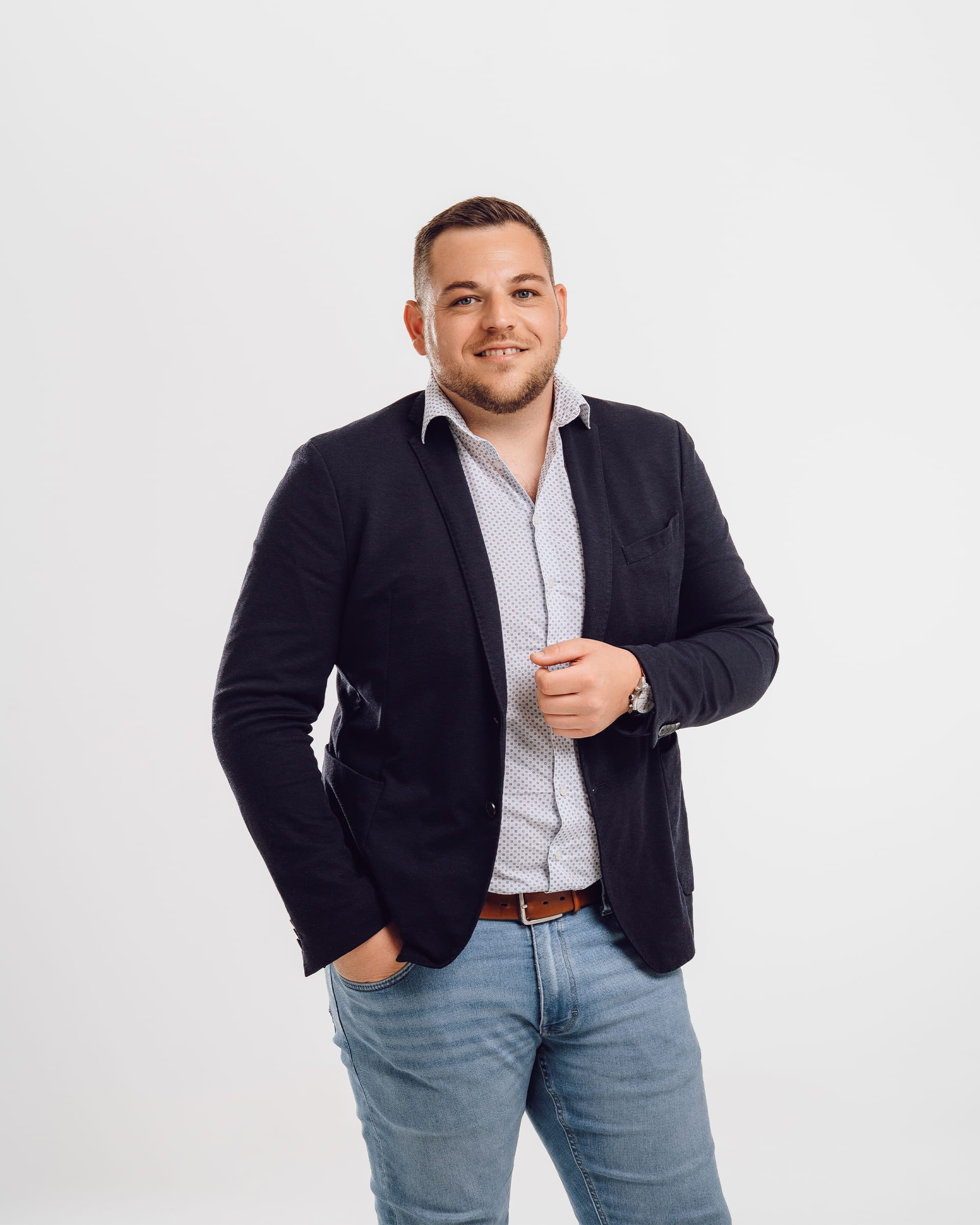 Auto Connect – posredništvo vozil